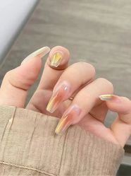 -悦指间美甲美睫