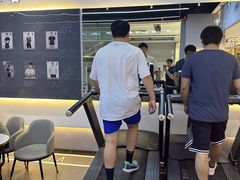 -VLines耀能运动24小时·月付制健身(京广桥店)