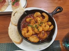 蒜香辣味橄榄油爆对虾-帕歌西班牙餐厅paco tapas