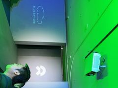 -蔚来中心(北京中关村店)