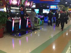 -爱玩嘉年华(江北一店)