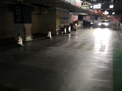 -凯德Mall新都心-停车场