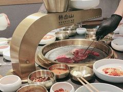 -韩白山·朝鲜族烤牛肉·酱蟹(长宁龙之梦店)