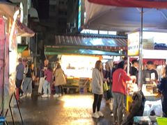 -六合夜市