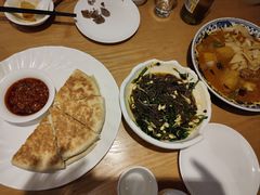 -秦香阁·西北家常菜(徐汇日月光中心店)