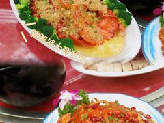 -范饭椰林川湘味海鲜·椰子鸡(三亚湾椰梦长廊店)