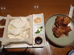 -95号酱骨·一块豆腐(展春园西路店)