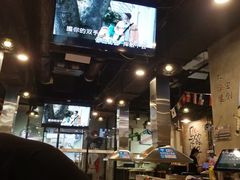 -马路牙子烧烤音乐酒馆(望京店)