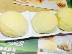 酥皮焗叉烧包-添好运点心专门店(北角店)