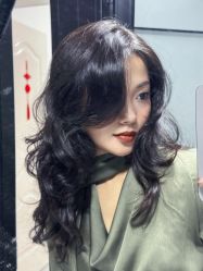 -十六番发型师事务所