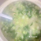 这个一定要趁热吃才好吃,鸭脑壳又麻又辣,入味得很