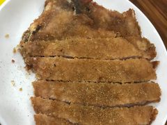 炸猪排-潘国仙耳光馄饨(黄家阙路店)
