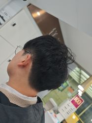 -镁连社·美联社