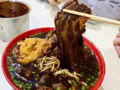 -小龙大肉面馆