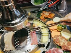 -哈哈碳都·牛肋条无限自助烤肉(台江万达店)