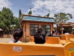 -七彩云南欢乐世界