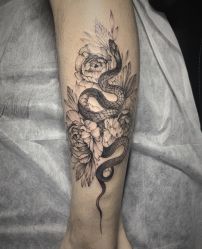 -椿树下·Tattoo纹身工作室