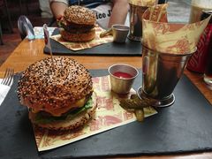 -FAT COW(虹梅路店)