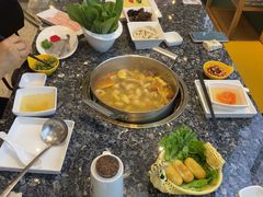 -一席地·本地鸡窝·杭帮鸡火锅(萧山银隆百货店)
