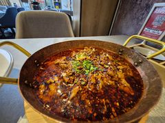 水煮肉片-有红鸡毛店·川菜(建设路店)