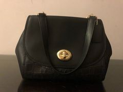 -COACH蔻驰(百联奥特莱斯广场店)