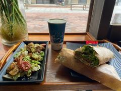 -八月美食小馆(银泰城总店)
