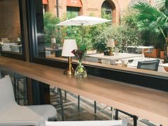 -潮一不贰·法式甜品·生日蛋糕·西式简餐(外滩店)