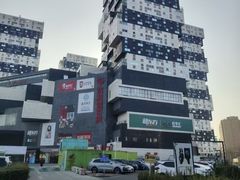 -资和信百货商场