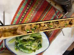 -刘姐啤酒鱼民族演艺餐厅(西街总店)