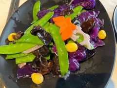 -本来精品川菜(嘉里中心店)