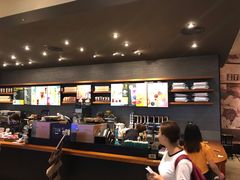 -星巴克(重庆火车北站北广场II店)