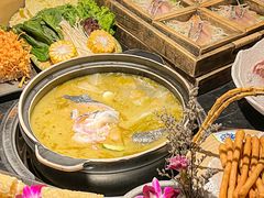 -小椒娘撒椒鱼火锅(三八广场店)