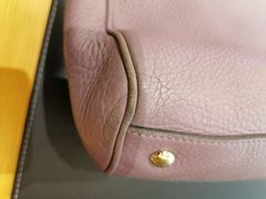 -爱革·奢品·鞋包·衣物·家居(金桥国际商业广场店)
