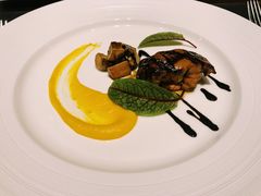 扒法国鲁吉鸭肝-恰餐厅及酒吧 CHAR Bar & Grill (北京丽都皇冠假日店)