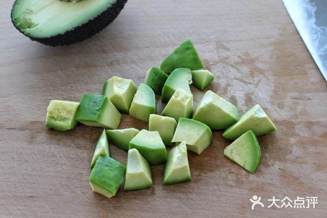 牛油果大虾沙拉