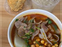 -江三王记牛杂馆(总店)