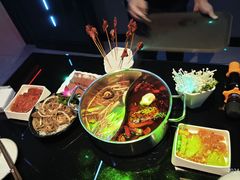 -唯爱KTV聚会餐厅(仙林东城汇店)