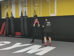 -成杰格斗·拳击·柔术·防身术(建设路店)