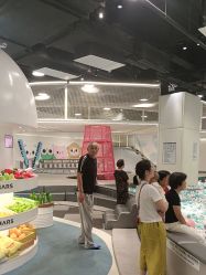 -MINI MARS KIDS CLUB亲子家庭中心(长宁天山店)