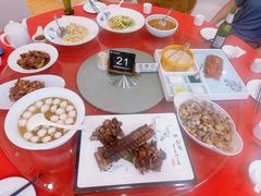 -良友·海鲜青岛菜·海肠捞饭(五四广场店)