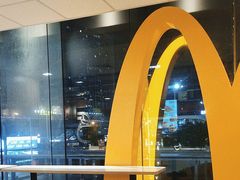 -麦当劳(世贸店)