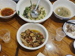 -吃香喝辣·地道衡东菜(南岳大庙店)