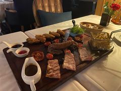 牛排拼盘-火车头法国西餐厅