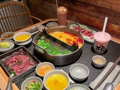 出山原汤锅-三出山火锅(南京万象天地店)