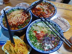 牛肉面-伊穆祥牛肉面总店·清真