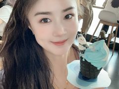 -抱抱地球咖啡馆(国家海洋博物馆店)
