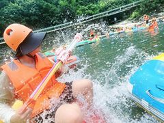 -安吉龙王山峡谷漂流