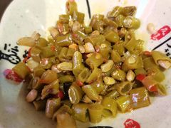 酸豆角-富正毅三下锅·湘西韵味(天门山索道店)