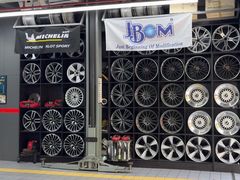 -爱车行 奥迪 奔驰 宝马 保时捷 路虎 专业 维修保养 原厂 奥迪改装升级 中心(静安店)