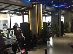 -奥力健身瑜伽普拉提馆(红宝路店)